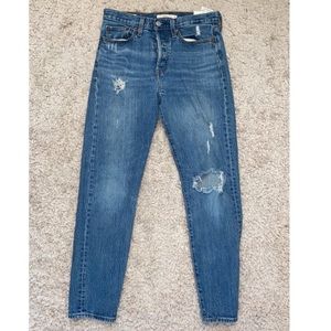 Levi’s Wedgie Jeans